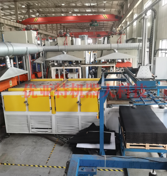 汽车内饰件——EVA单工位加热烘箱