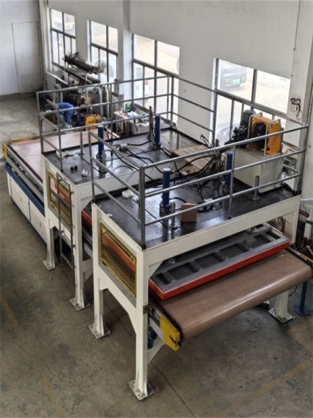 双工位内饰件加热炉