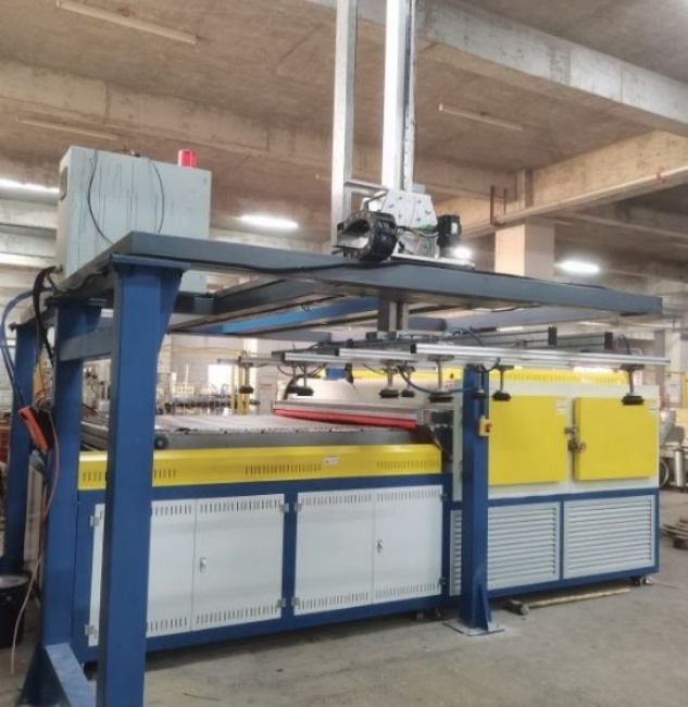 汽车内饰件自动吸附上料机